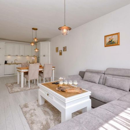 Apartment Grand Karavel Centre Varna Ngoại thất bức ảnh
