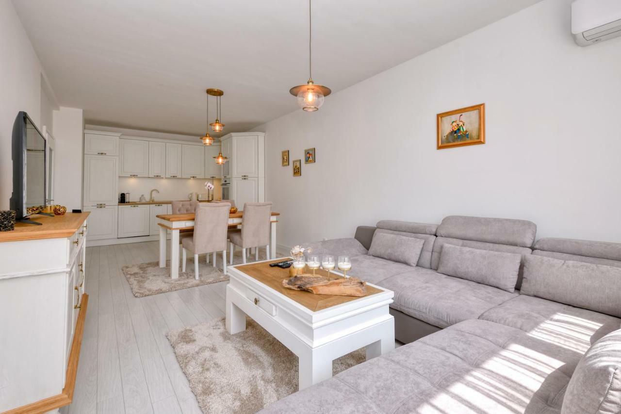 Apartment Grand Karavel Centre Varna Ngoại thất bức ảnh